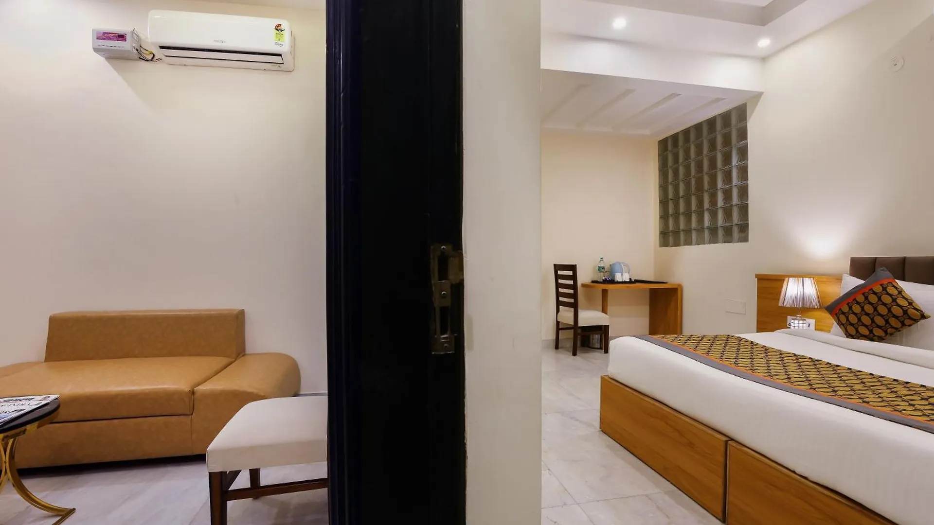 ***  Opo Essential Hotel Gurgaon India