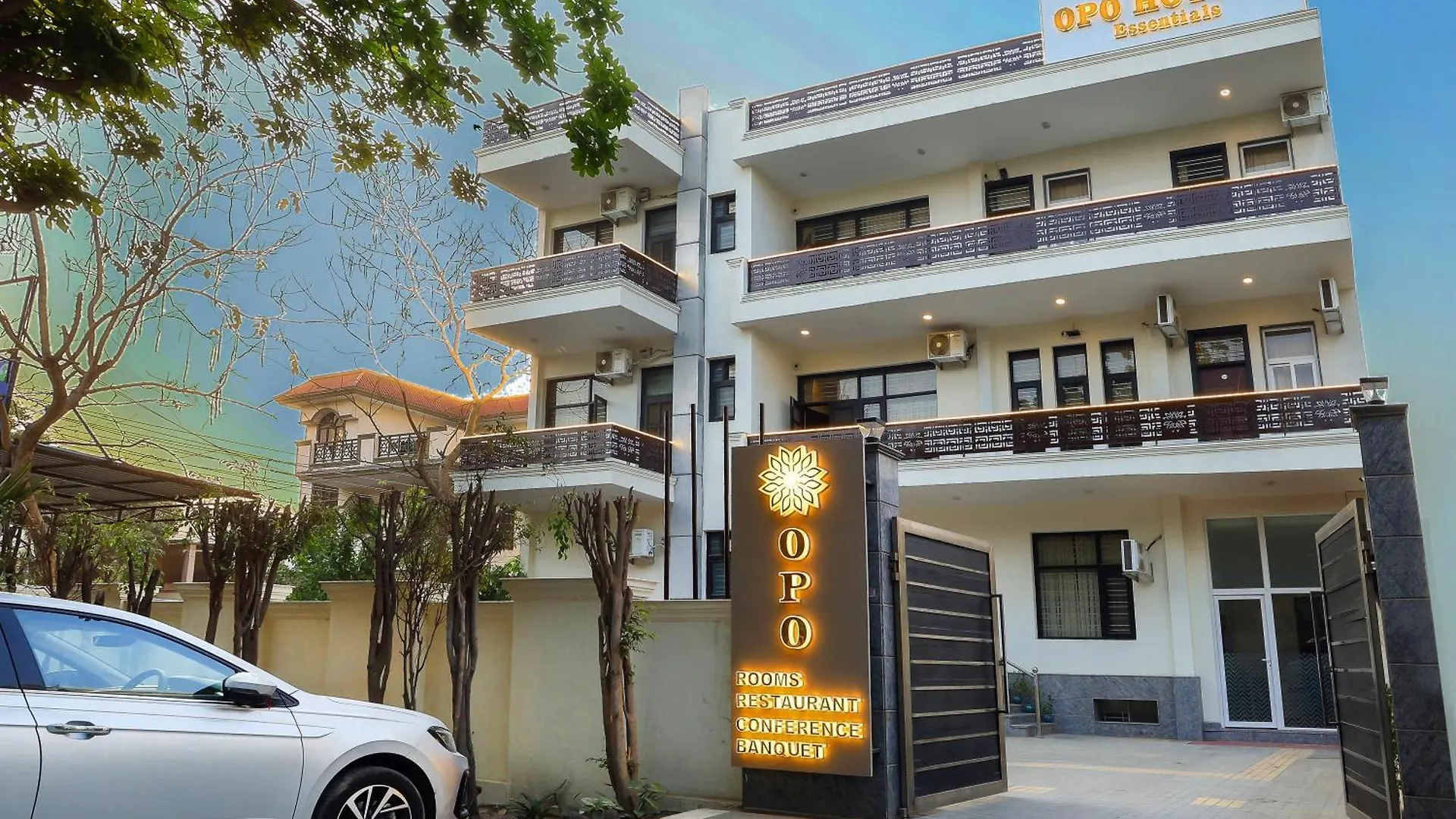 Opo Essential Hotel Gurgaon India