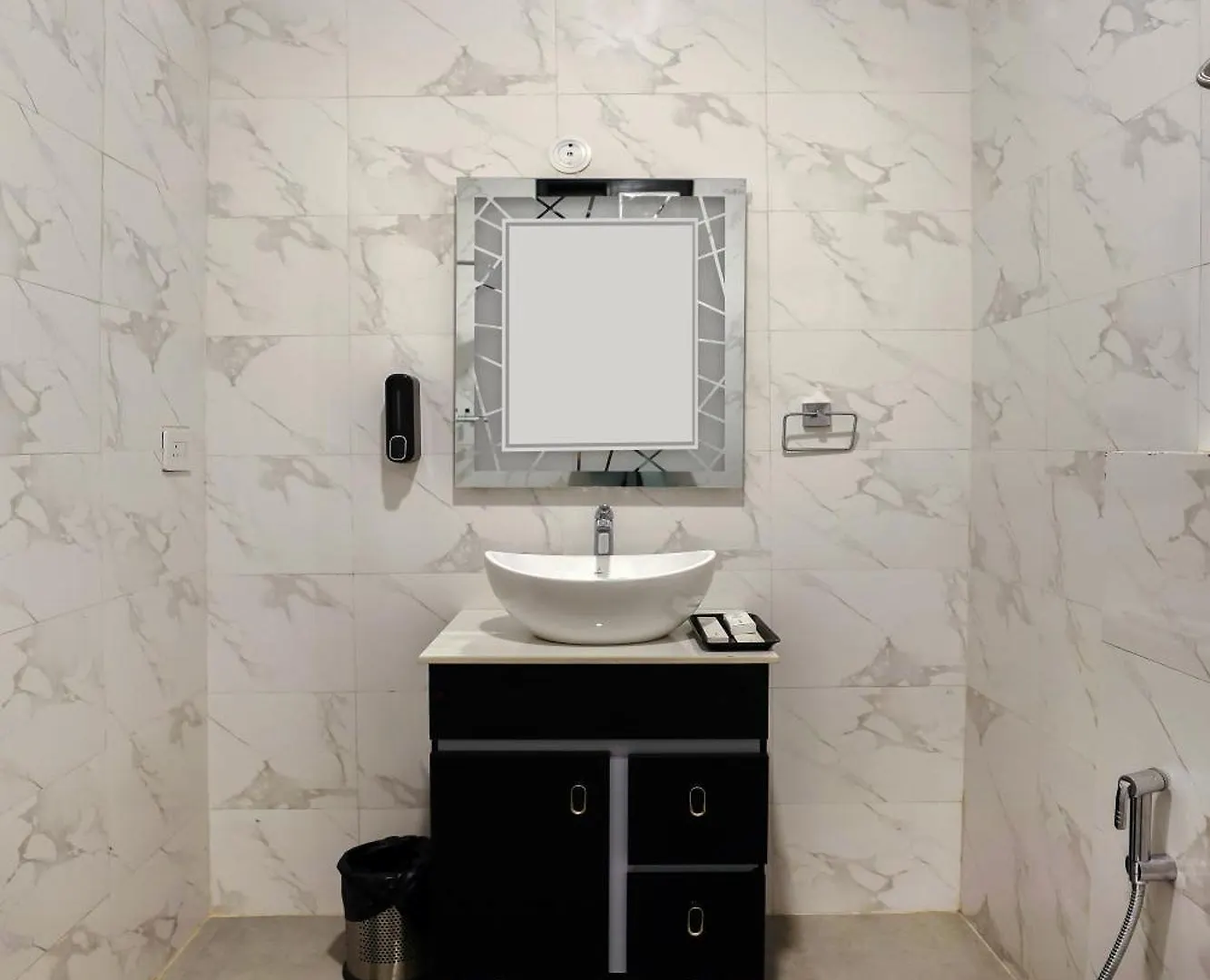 ***  Opo Essential Hotel Gurgaon India