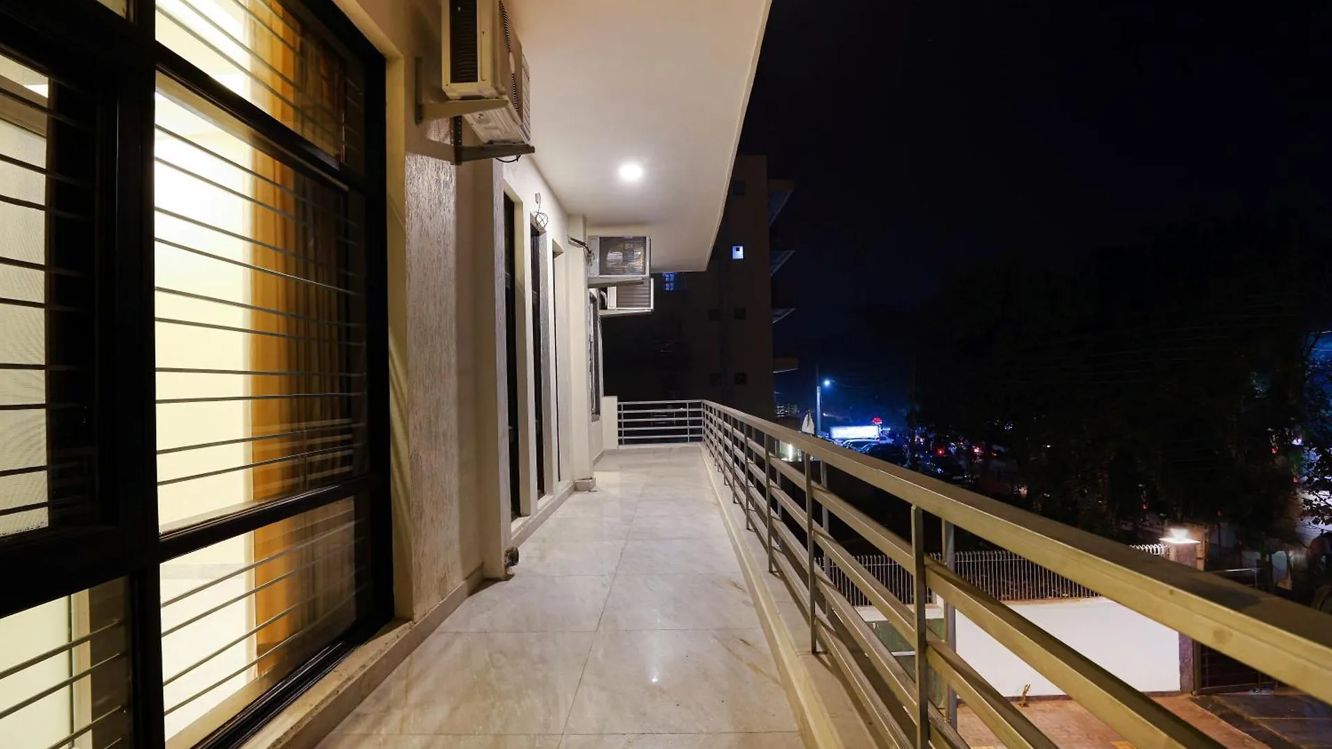 Opo Essential Hotel Gurgaon