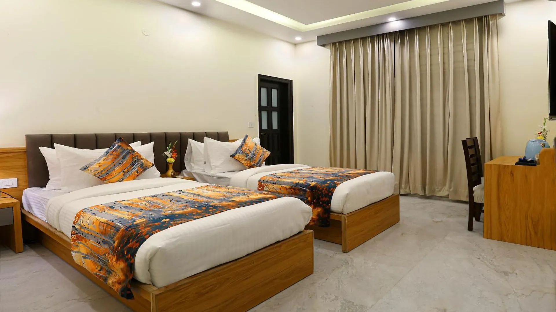 Opo Essential Hotel Gurgaon India